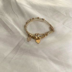 Multicharm Hamsa Protection&heart string bracelet